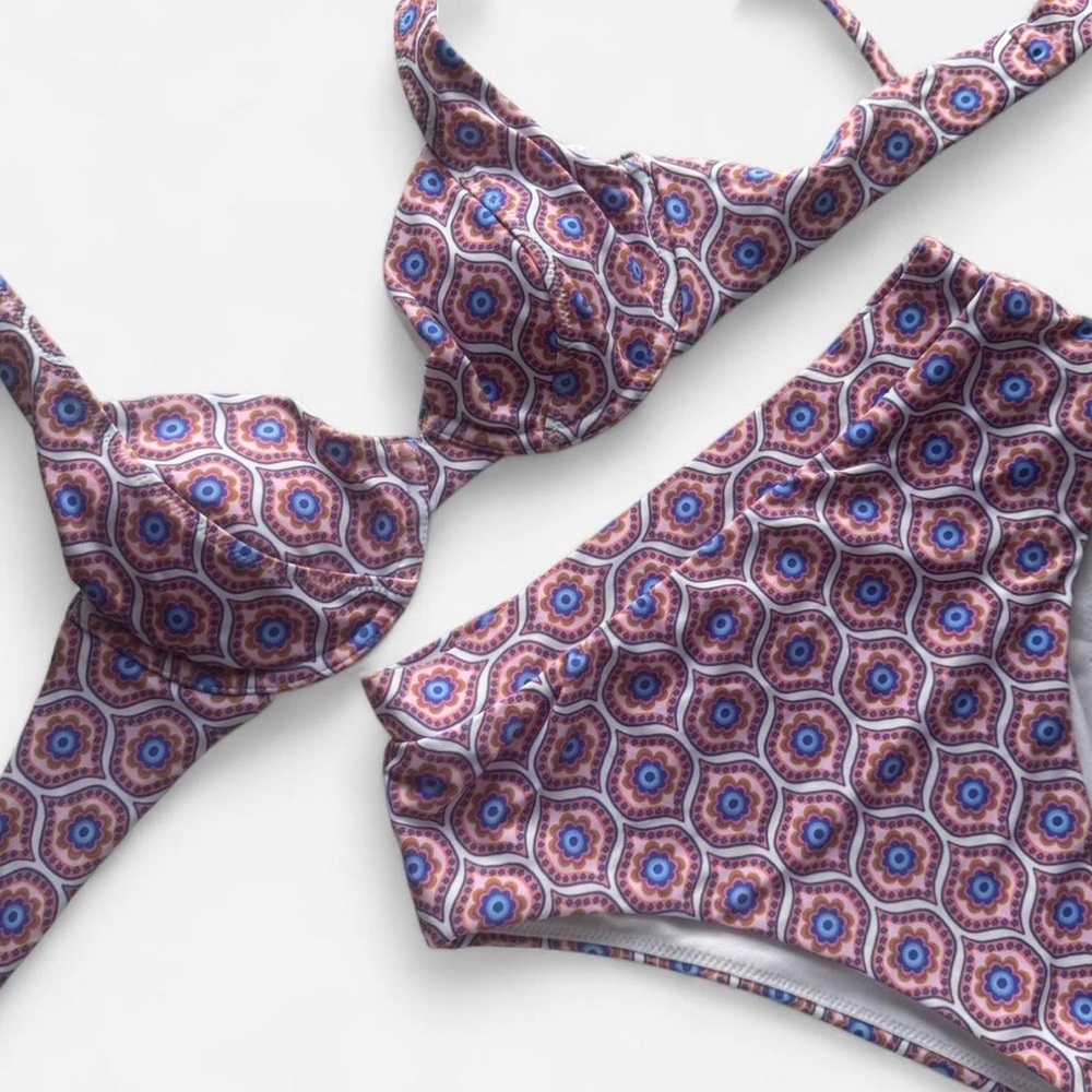 Raisins Multicolor Floral-Print Highwaisted Bikini Set in Purple and Blue